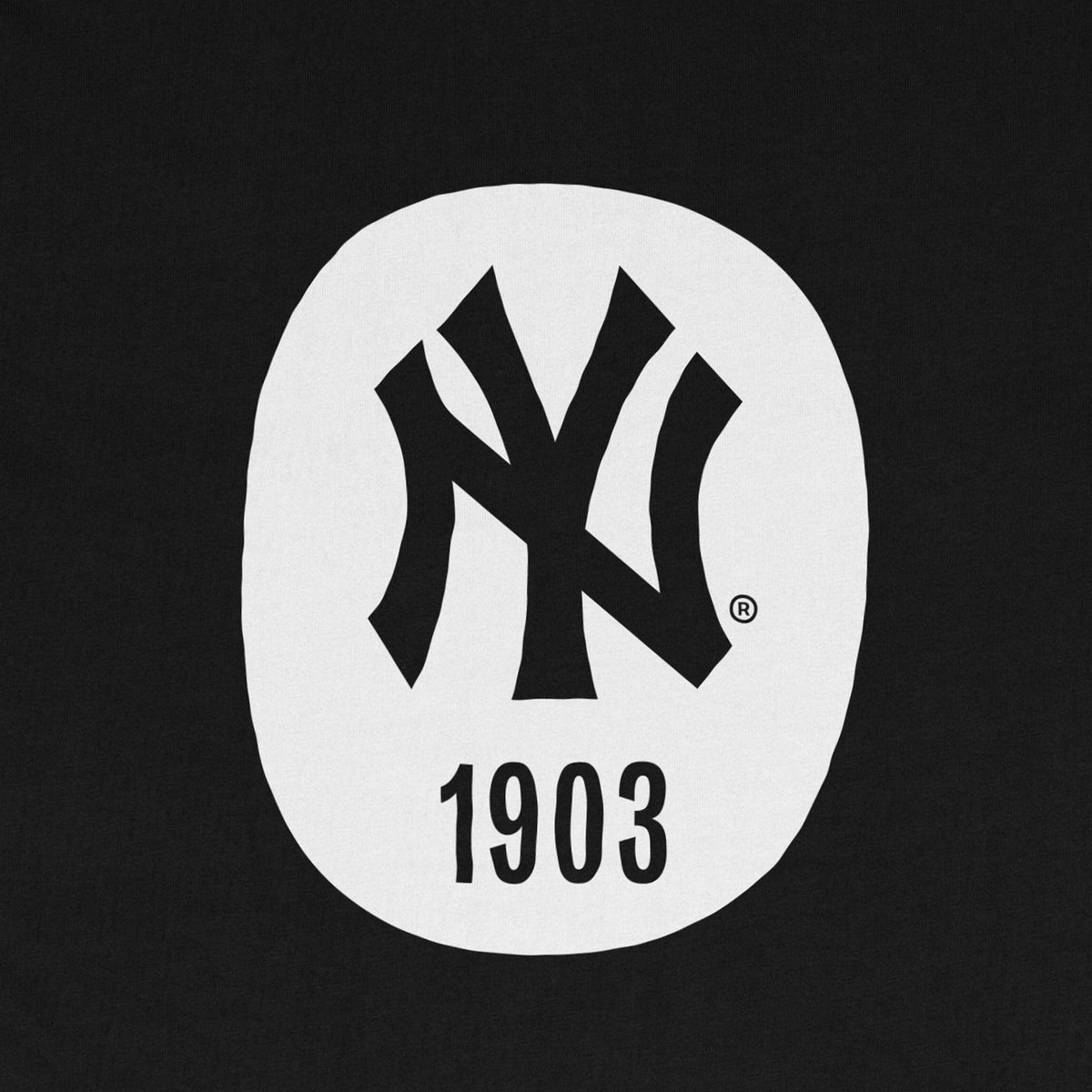 New York Yankees - Coin Tee - Black
